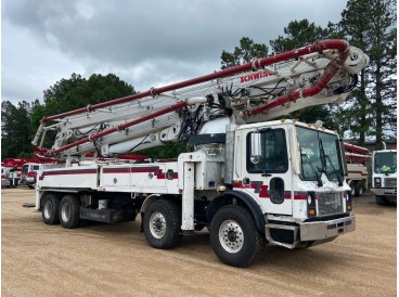 2006 MACK MR600 CONCRETE PUMP TRUCK