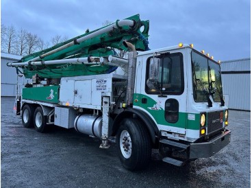 2007 MACK MR600 CONCRETE PUMP TRUCK WITH PUTZMEISTER 38XL