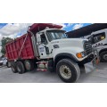 2006 MACK GRANITE DUMP TRUCK TRI-AXLE