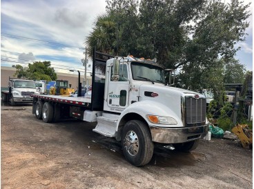 2017 PETERBILT  FLATBED TRUCK