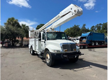 2007 INTERNATIONAL 4300 SBA 4x2 BUCKET TRUCK