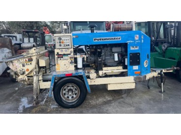 2005 PUTZMEISTER TK50 CONCRETE PUMP TRAILER WITH TRUCK, PIPE, HOSES.