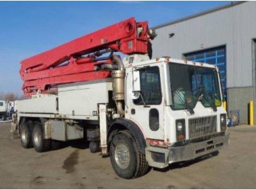 2007 PUTZMEISTER 36Z CONCRETE PUMP TRUCK