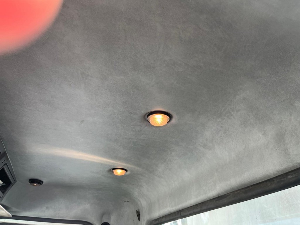 2009 MACK VISION DUMP TRUCK 2009 MACK VISION DUMP TRUCK