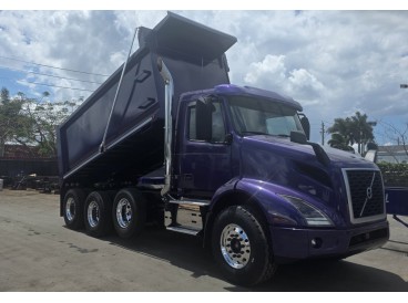 2023 VOLVO VNR DUMP TRUCK