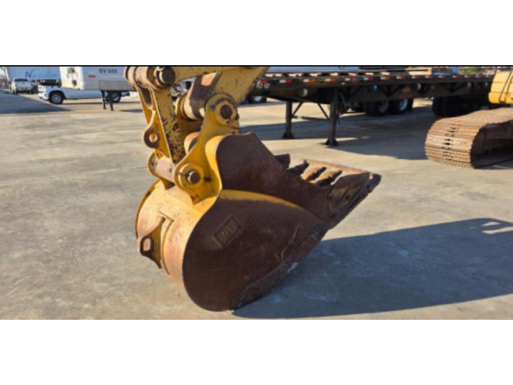 2010 CATERPILLAR 320DL EXCAVATOR 2010 CATERPILLAR 320DL EXCAVATOR