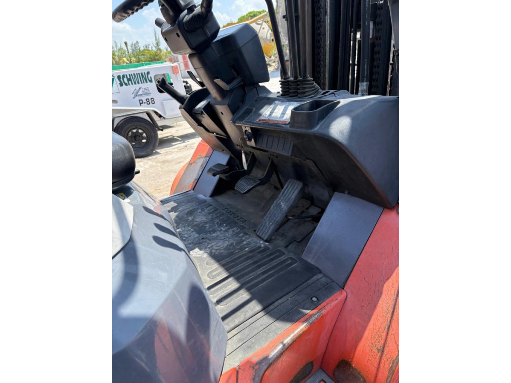 2007 TOYOTA 7FDU35 FORKLIFT 2007 TOYOTA 7FDU35 FORKLIFT