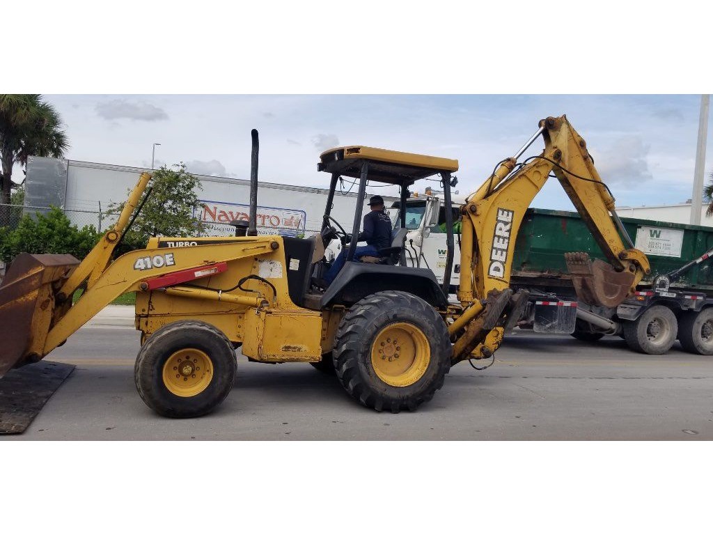 1998 JOHN DEERE 410E BACKHOE LOADER