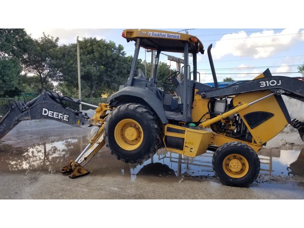 2011 JOHN DEERE 310J BACKHOE LOADER