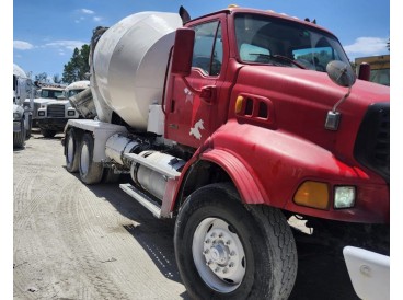 2005 STERLING L9500 CONCRETE MIXER TRUCK