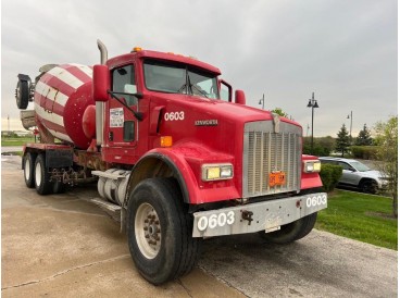 2006 KENWORTH T800 CONCRETE MIXER TRUCK