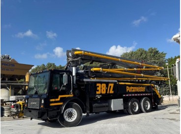2007 MACK MR600 CONCRETE BOOM  PUMP TRUCK