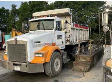 1993 KENWORTH  DUMP TRUCK