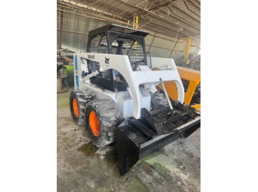 BOBCAT 741 SKID STEER