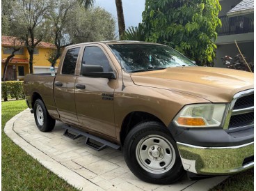 2013 RAM 1500 PICK-UP TRUCK
